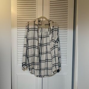 American Eagle plaid black and white boyfriend fit flannel, size X-Large.
